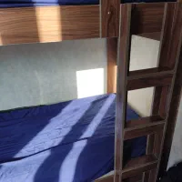 تخت دوطبقه و میز تحریر