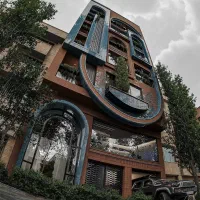 180متر واقع در بلوار جمهوری