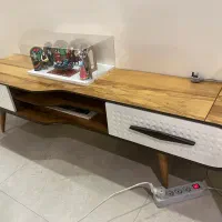 میز تلوزیون