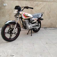 موتور ۲۰۰ همتاز