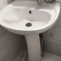 سنگ دست شویی دو عدد سالم و بزرگ دونه ای یک تومن