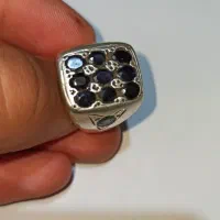 انگشتر یاقوت کبود و بغل زمرد رکاب فرخاری