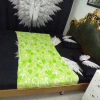 تخت و دراور