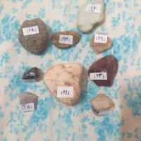 تعدادی سنگ نیمه قیمتی|بدلیجات|نیشابور, شهرک جانبازان|دیوار