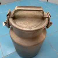 ظرف روغن محلی|ظروف نگهدارنده، پلاستیکی، یک‌بارمصرف|دوگنبدان, |دیوار