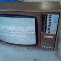 تلویزیون قدیمی .چوبی|تلویزیون و پروژکتور|کرمانشاه, |دیوار