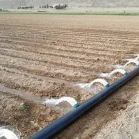 لوله کشی و جوشکاری قطره ای باغات واستخر|خدمات پیشه و مهارت|خوی, |دیوار