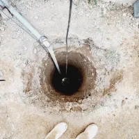 حفاری چاه آب درصورت دستی تا۲۵۰ متر