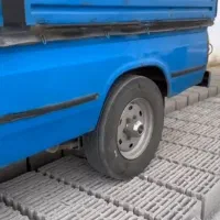 راننده نیسان