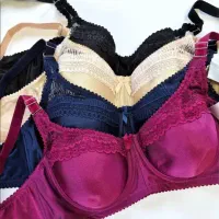 لباس زیر زنانه