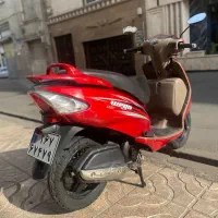 ویگو ۹۸ قرمز