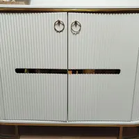 کنسول شیک وتمیز