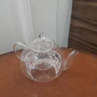 قوری پیرکس و قوری چینی