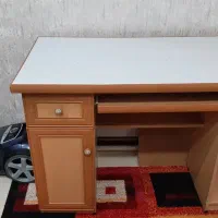 میز کامپیوتر و یک عدد صندلی|میز تحریر و کامپیوتر|فردیس, قریشی|دیوار