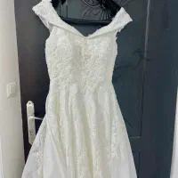 لباس عروس و تور سر