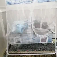 گهواره نوزاد آبی مارک شادی