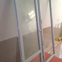 درب پی وی سی