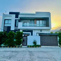 ویلایی ۳ خواب استخردار فول امکانات برند