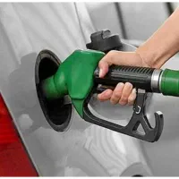 اپراتور سوخت گیری خانم