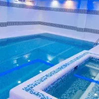 محوطه کاخ تریبلکس لاکچری ۴خواب اعیانی فول هتلی