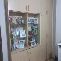 کتابخانه و کمد