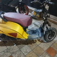 وسپا|موتورسیکلت|کیش, |دیوار