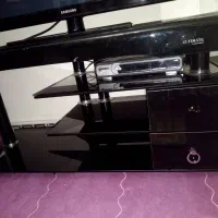 میز تلویزیون مشکی شیشه