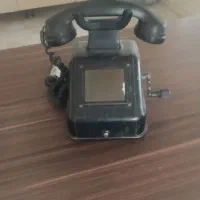 یک عدد تلفن هندلی المانی