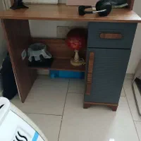میز تحریر و کامپیوتر در حد نو