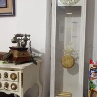 ساعت پایه بلند زیر کار کشو دار که کاملا سالمه
