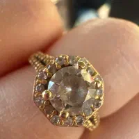 ای سو نم طلا ۴گرم. ۱۰۰ بالا تابلو