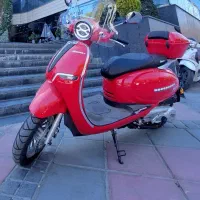 کاوان اس S قرمز وسپا