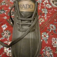 یک لنگه کفش پیدا شده