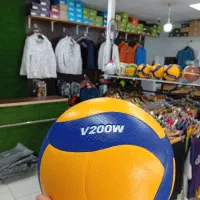 توپ والیبال