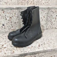 پوتین بهمن سایز ۴۳ نو نو