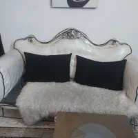 مبل نیم ست  سفید مشکی