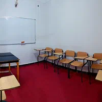 اجاره کلاس آموزشی، اتاق مشاوره در خیابان صفری|اجارهٔ دفتر کار، اتاق اداری، مطب|سنندج, |دیوار