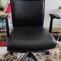 صندلی اداری چرخدار
