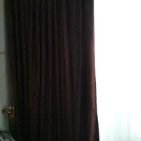 کنار پرده