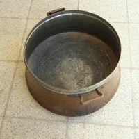 دیگ بزرگ مسی قدیمی قدیمی با درب|ظروف پخت‌وپز|اصفهان, عسگریه|دیوار
