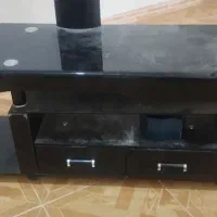 دوعددزیر تلویزیون شیشه ای وچوبی