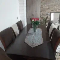 میز ناهار خوری ۸نفره بدون هیچ مشکلی