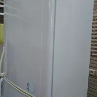 یخچال فریزر فروزان نو (پلاستیک‌ها هنوز کنده نشده)