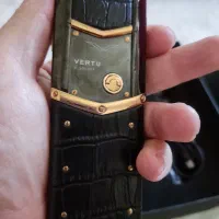 گوشی VERTU مدل را یان رادشین کاملاً سالم ونونو|موبایل|تهران, آبشار تهران (دریاچه)|دیوار