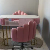 میز ناخن کاملا سالم و نو|آرایشگاه و سالن‌های زیبایی|پرند, فاز ۶|دیوار