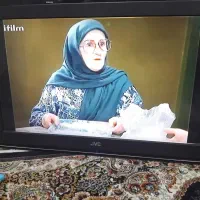 تلوزیون ۳۲ جی وی سی اصل ژاپن|تلویزیون و پروژکتور|ورامین, ورامین|دیوار