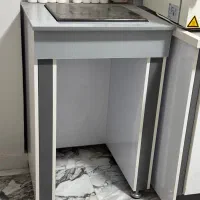 میز ترازو آزمایشگاهی