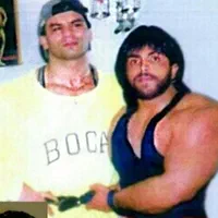 باشگاه ورزشی تخصصی و خصوصی( vip)