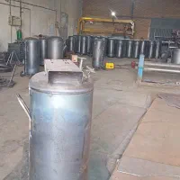 جوشکار و کارگر ساده جهت کار در کارگاه مخزن سازی