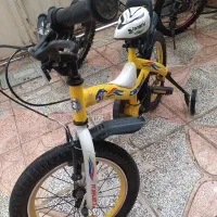 دوچرخه سایز ۱۶ قناری نو و سایز ۲۰ فلش F30 و اسکیت